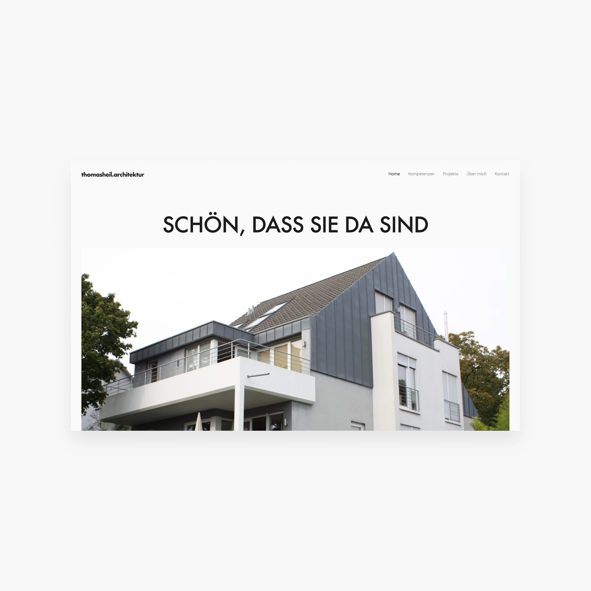 Desktop-Mockup der Architektur-Website von Thomas Heil Architektur